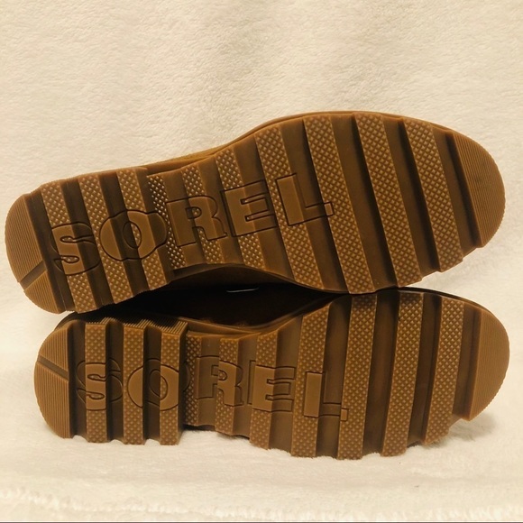 NWT Sorel Phoenix Shearling Waterproof Ankle Boots Size 6 - Picture 9 of 11